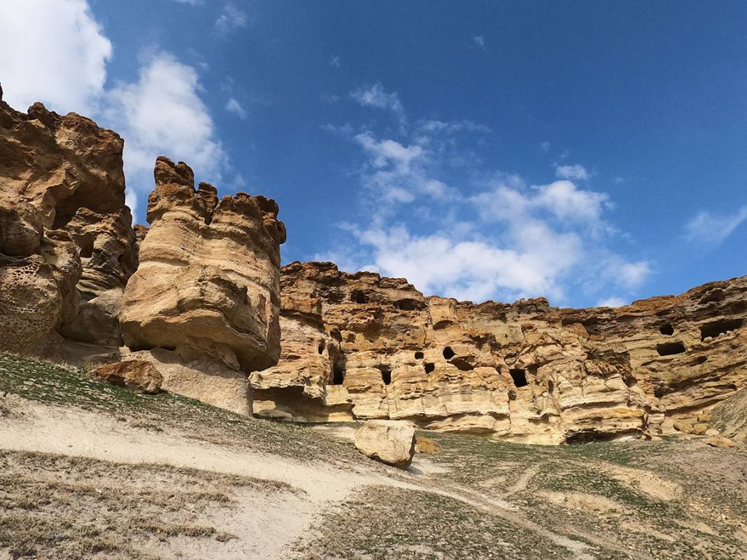 Herkes orayı Kapadokya sanıyor ama... Türkiye'nin öteki ucundaki turizm cenneti... Kimse keşfetmeden gidip gezin 3