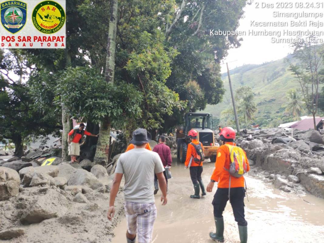 Endonezya'da sel felaketi: 12 kişi kayıp 2