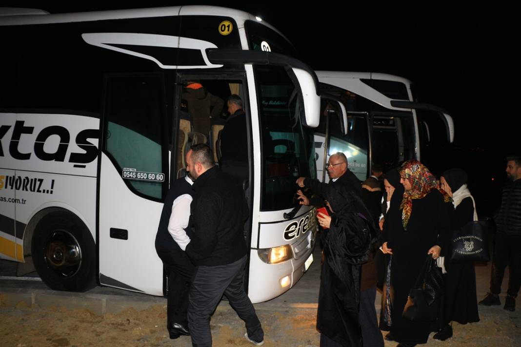 Tokat'ta yolcu otobüsüne tüfekli saldırı: İçerisinde 33 kişi vardı 5