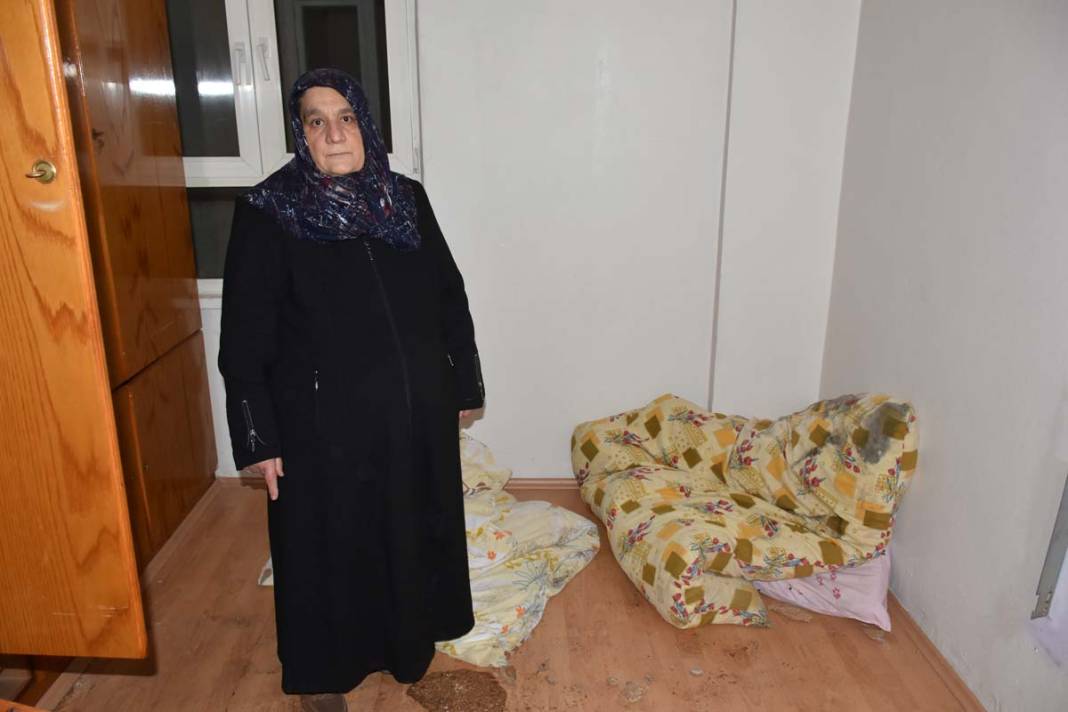 Depremde hasar alan binayı böyle soydular: Tam 10 daireyi birden 4