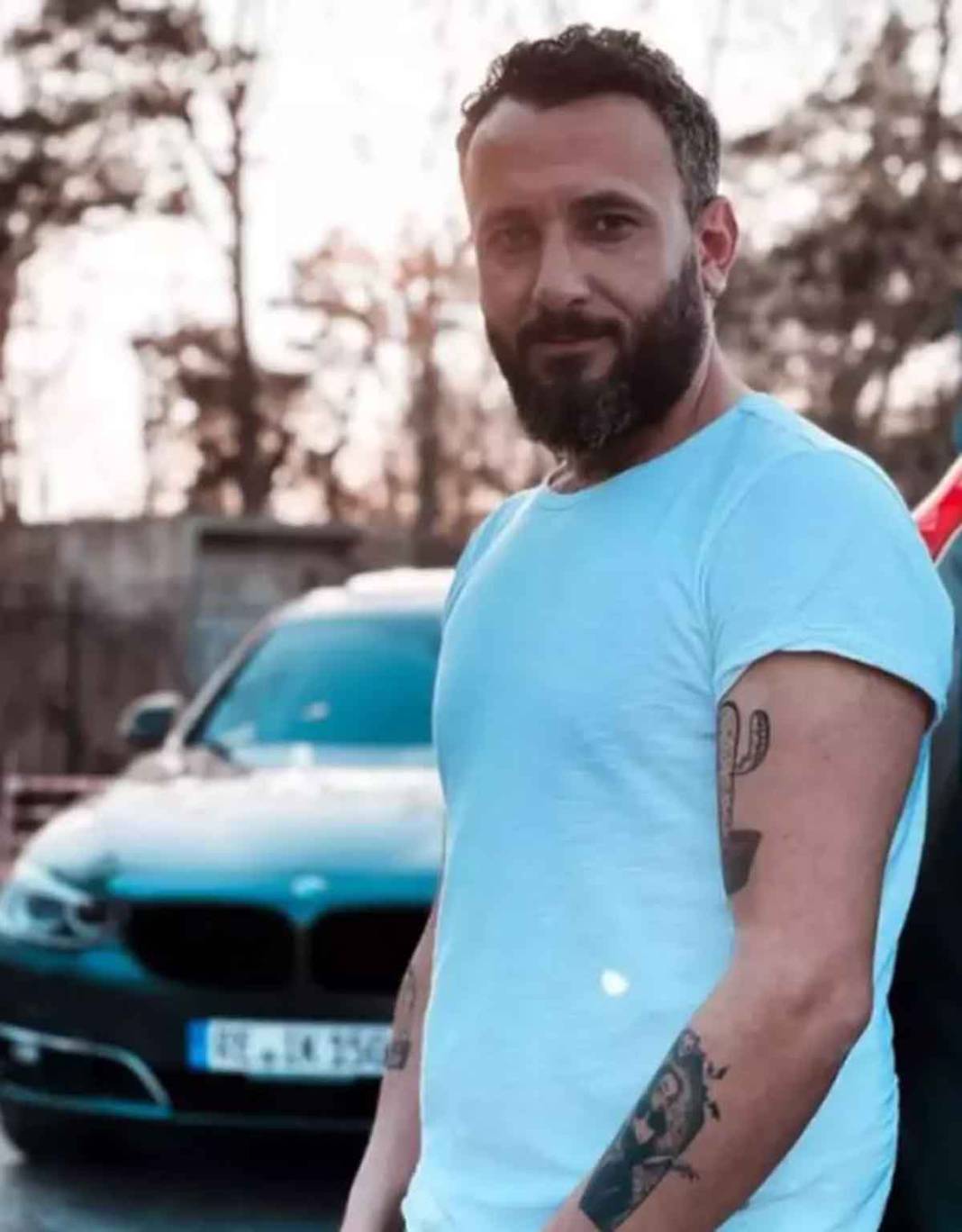 Oyunculuğu bırakıp, yurt dışına yerleşmişti! Kurtlar Vadisi'nin Çeto Başkan'ı şimdilerde bambaşka bir hayat yaşıyor 8