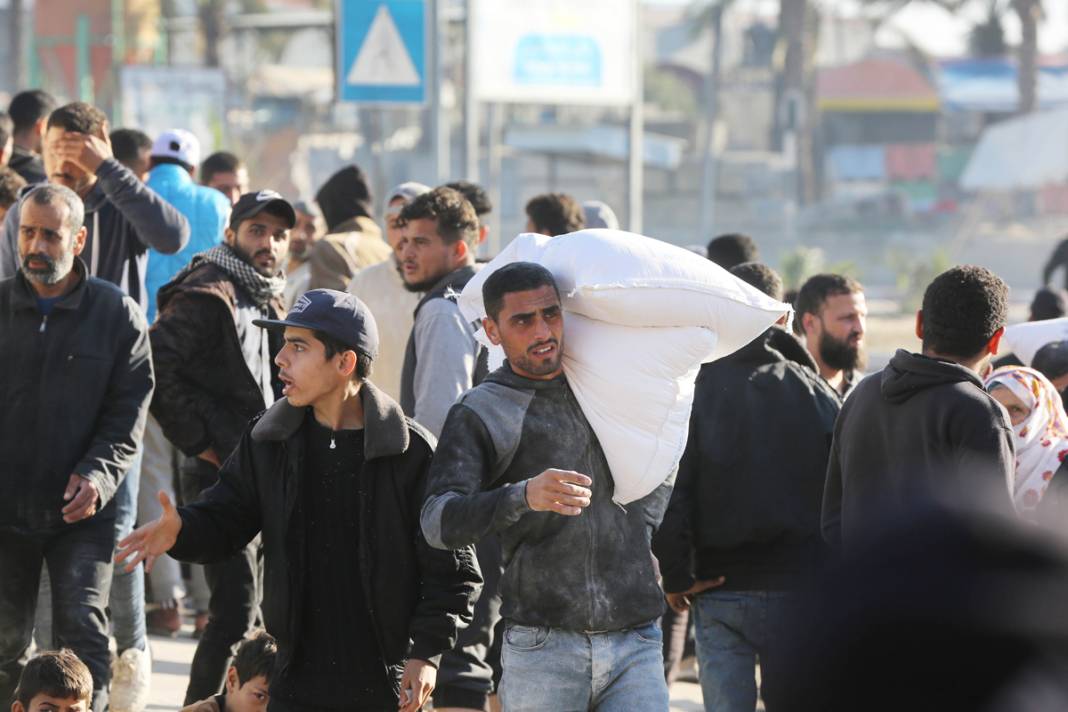 İsrail göçe zorlama suçunu yineledi: Gazzeliler başını sokacak yer arıyor 7