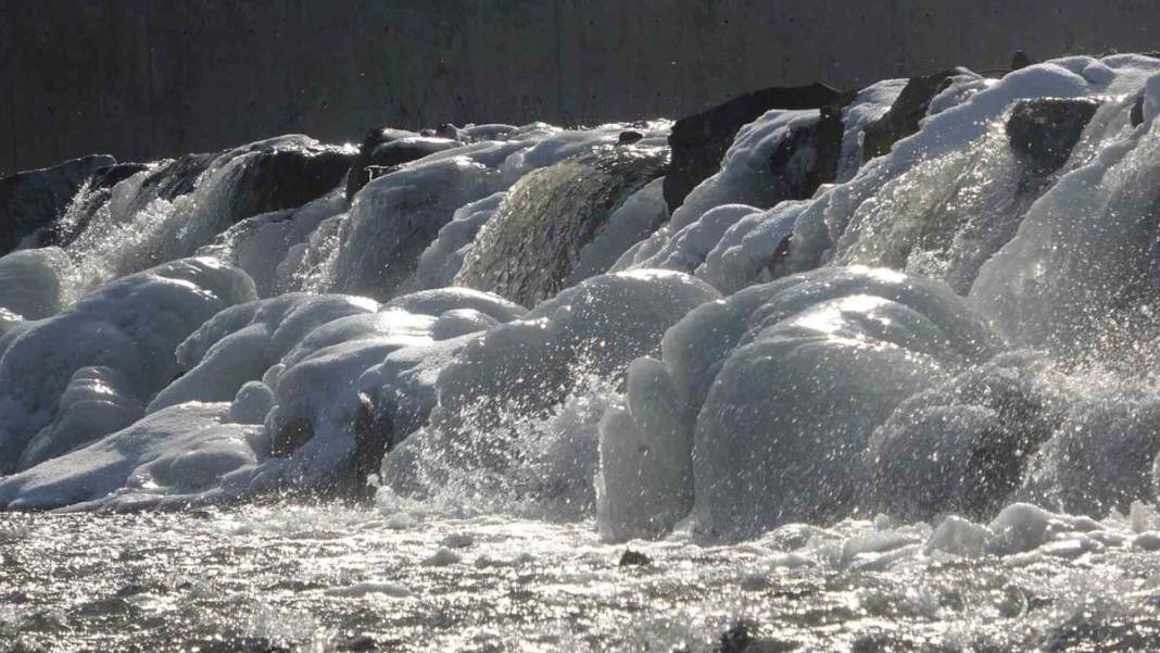 Ardahan'da 'Antartika'yı andıran manzara 6