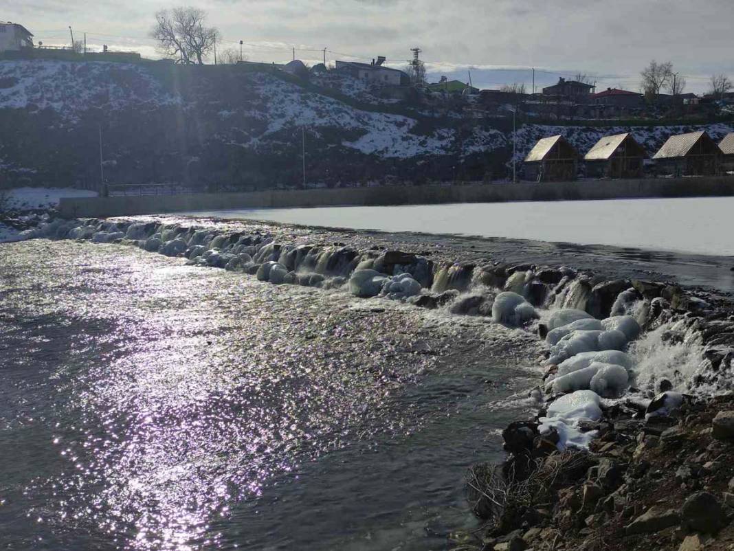 Ardahan'da 'Antartika'yı andıran manzara 2