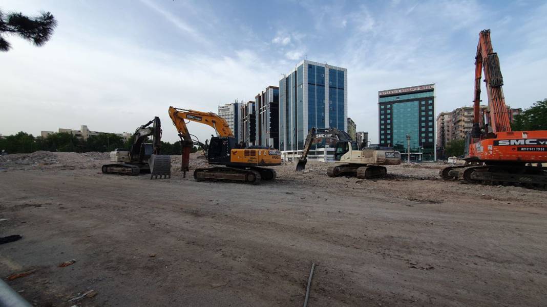 89 kişinin hayatını kaybettiği Galeria Sitesi için yeni başvuru: İş ve yaşam merkezi kuracağız 12