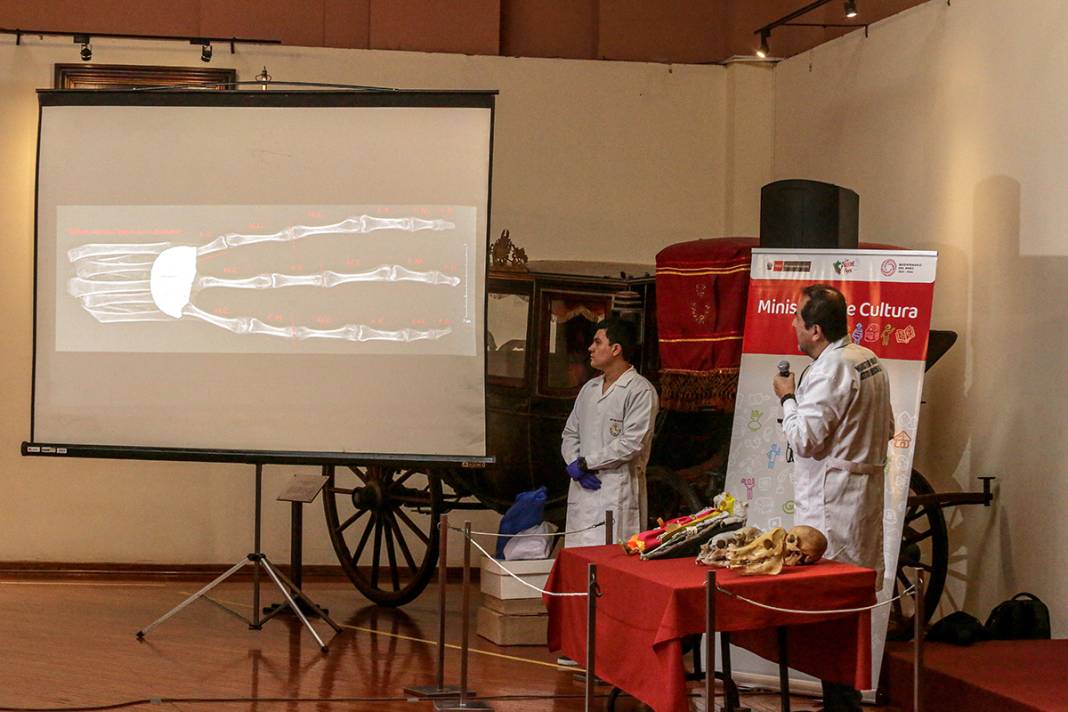 Önce Meksika şimdi Peru: 'Uzaylı mumyaların' gizemi çözüldü 2