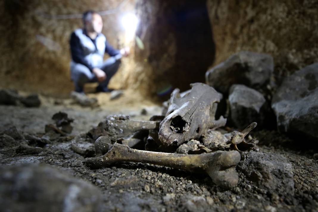 Konya'daki kazılar 8'inci yüzyıla ışık tutuyor: Birbirine tünellerle bağlı yeni yer altı şehri keşfedildi 12