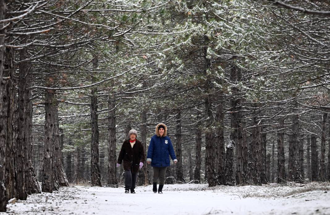 Başkent beyaza büründü: Ankaralılar karın tadını çıkardı 7