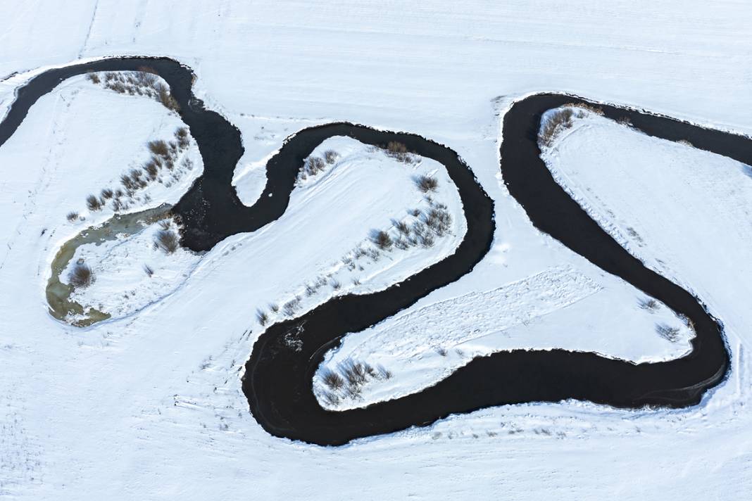 Ardahan buz kesti: Termometreler eksi 32'yi gösterdi 10