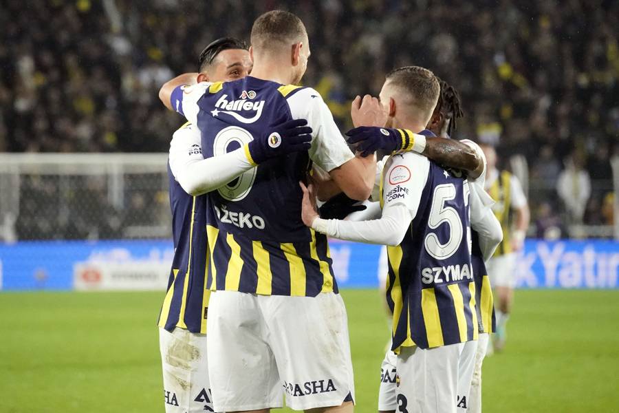 7-1'in ardından Fenerbahçe'de 2 ayrılık! Samandıra'da vedalaşma zamanı... 7