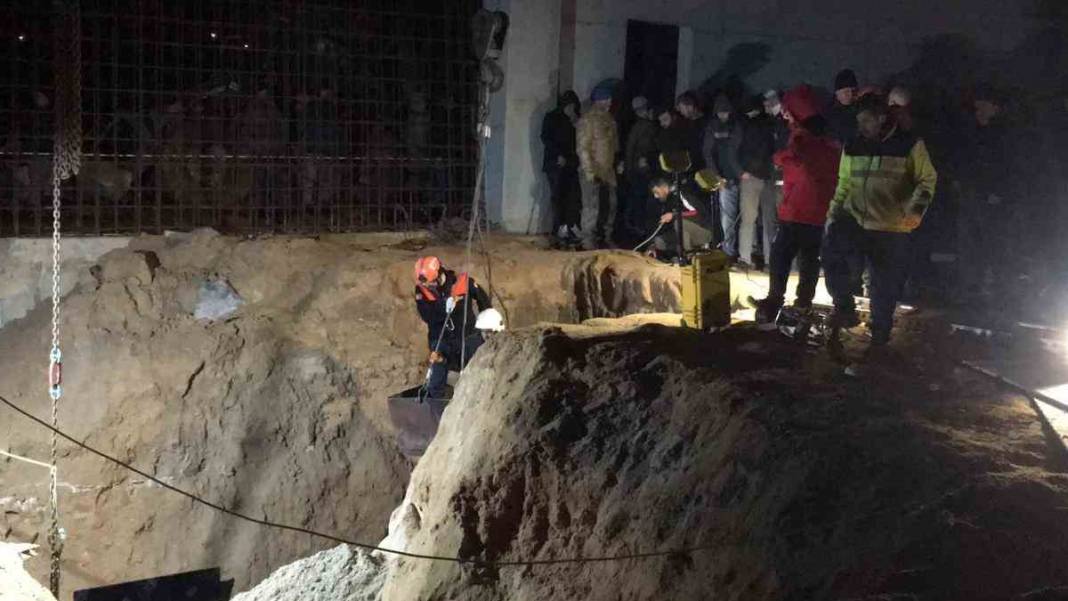 Tekirdağ’da fabrika inşaatında göçük: 1 işçi hayatını kaybetti, 1 işçi de 12 saat sonra kurtarıldı 1