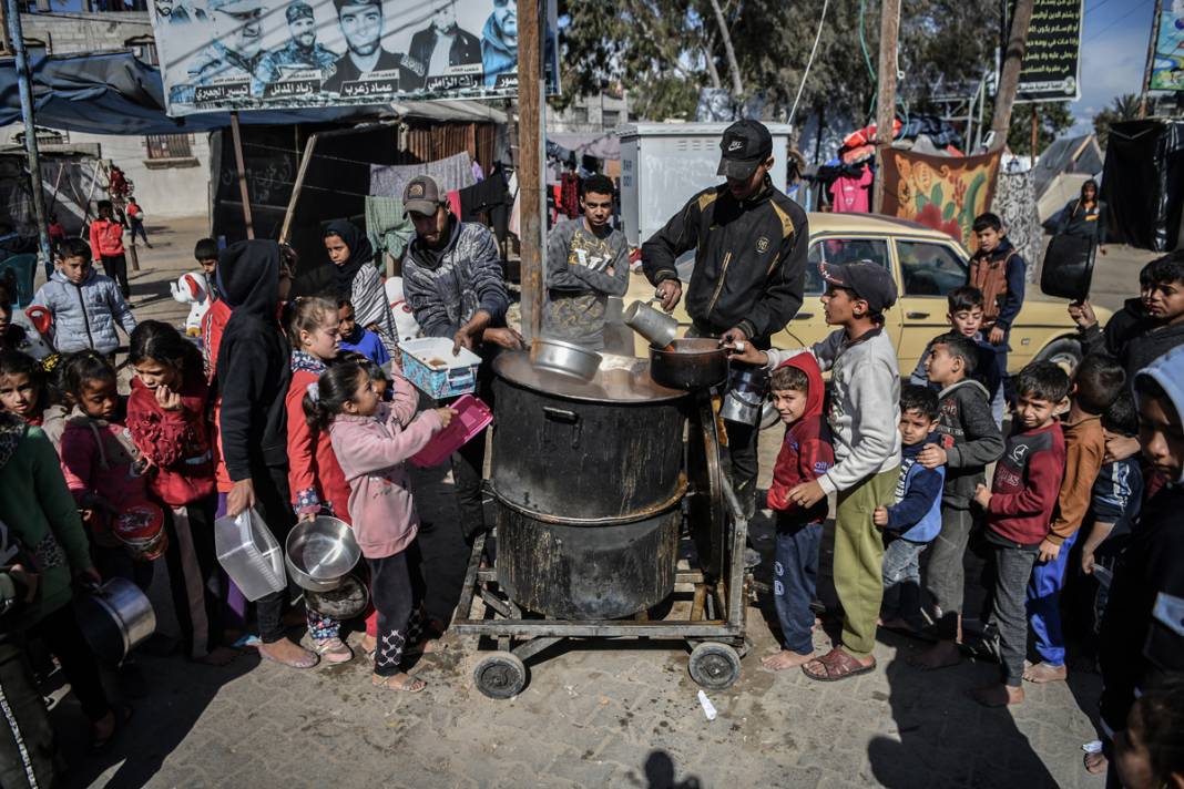 İsrail saldırısı altında yaşam mücadelesi: Gazzeliler 'şiddetli açlık' yaşıyor 6