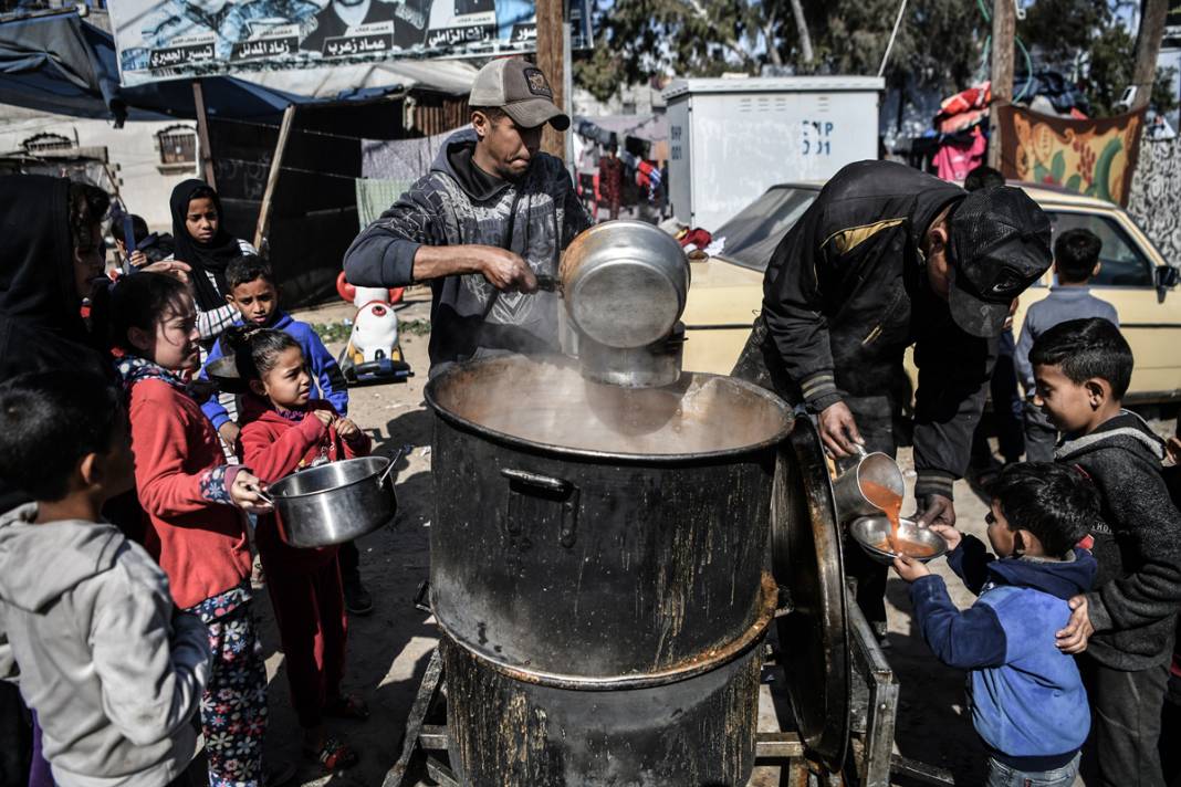 İsrail saldırısı altında yaşam mücadelesi: Gazzeliler 'şiddetli açlık' yaşıyor 2