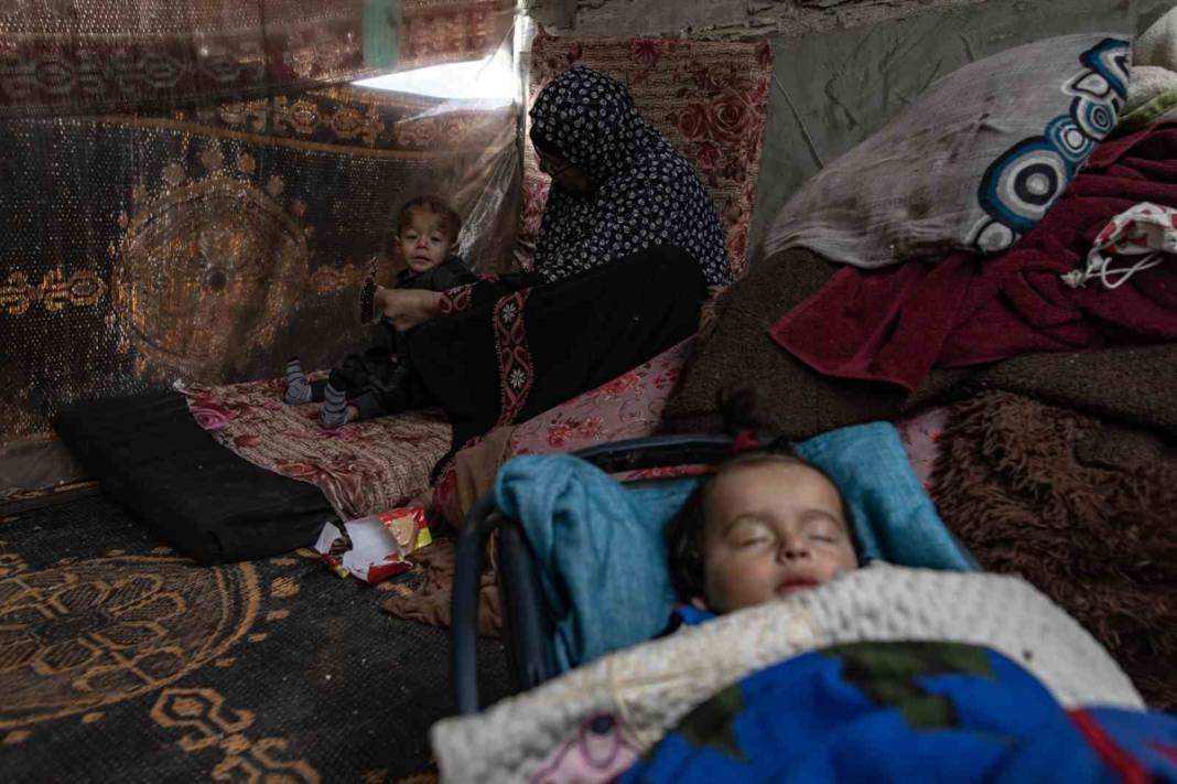 İsrail'in Gazze'deki saldırıları 120. gününde devam ediyor 2