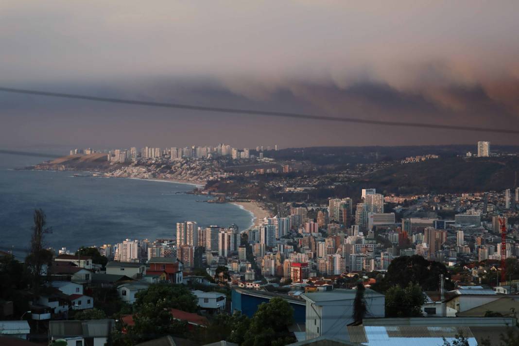 Şili'de yangın felaketi: Çok sayıda ölü ve yaralı var 7