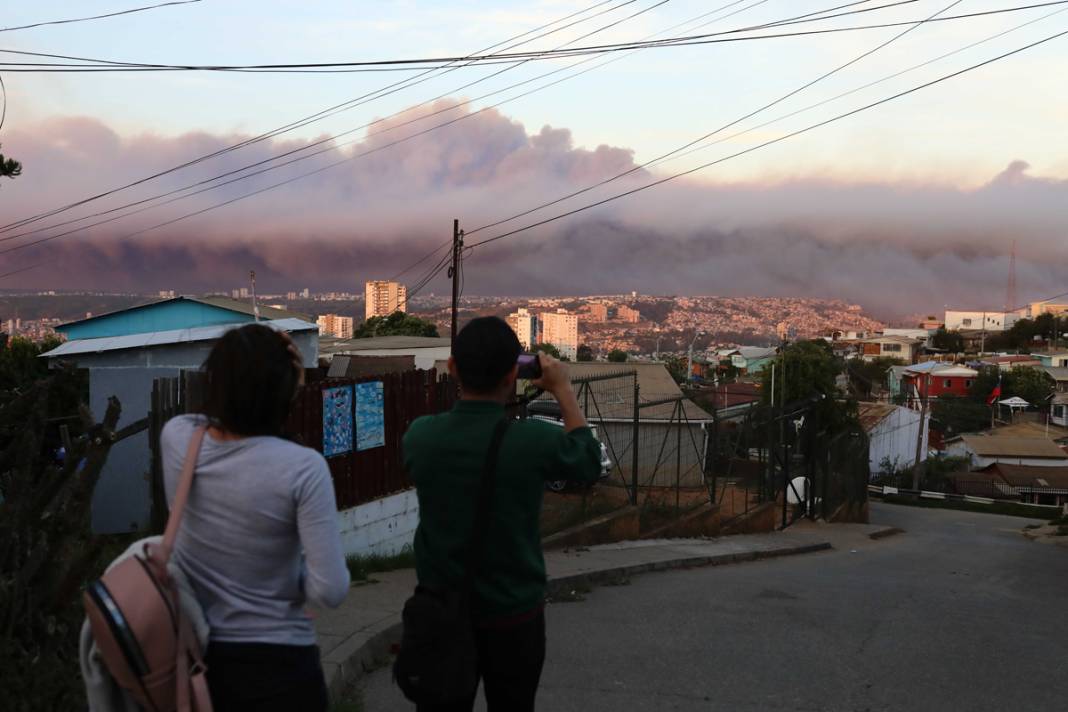Şili'de yangın felaketi: Çok sayıda ölü ve yaralı var 8
