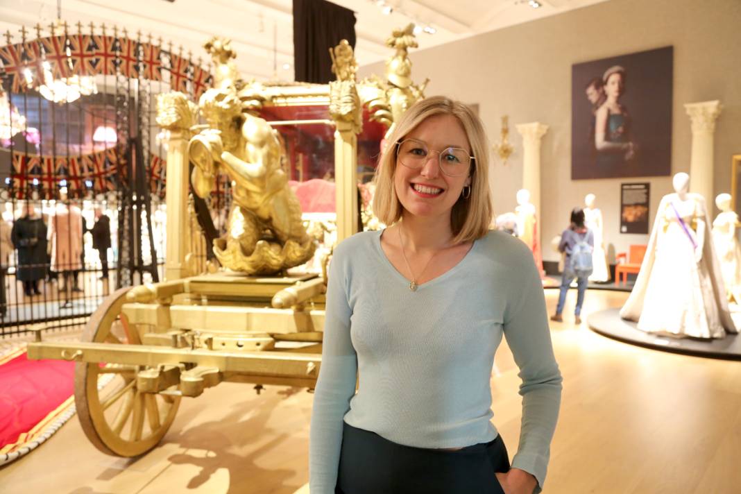 'The Crown'da kullanılan kıyafet ve aksesuarlar açık artırmada 11