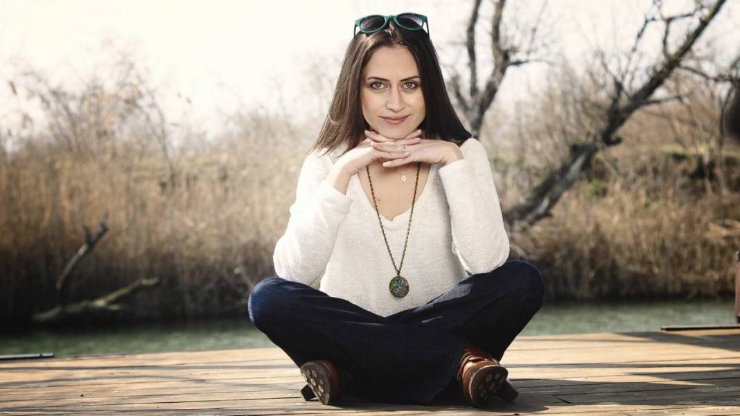 Kızıl Goncalar'ın Hasna'sı Selen Öztürk'ün gerçek hayattaki halini görenler tanıyamadı: Hayranlarını hayran bıraktı 4