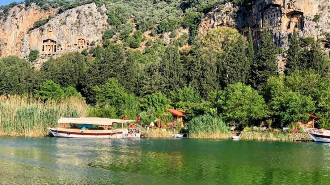 Sevgililer gününüzü unutulmaz kılın! Aşk tazelemek isteyenler için 8 gezilecek yer: Giden dönmek istemiyor 9