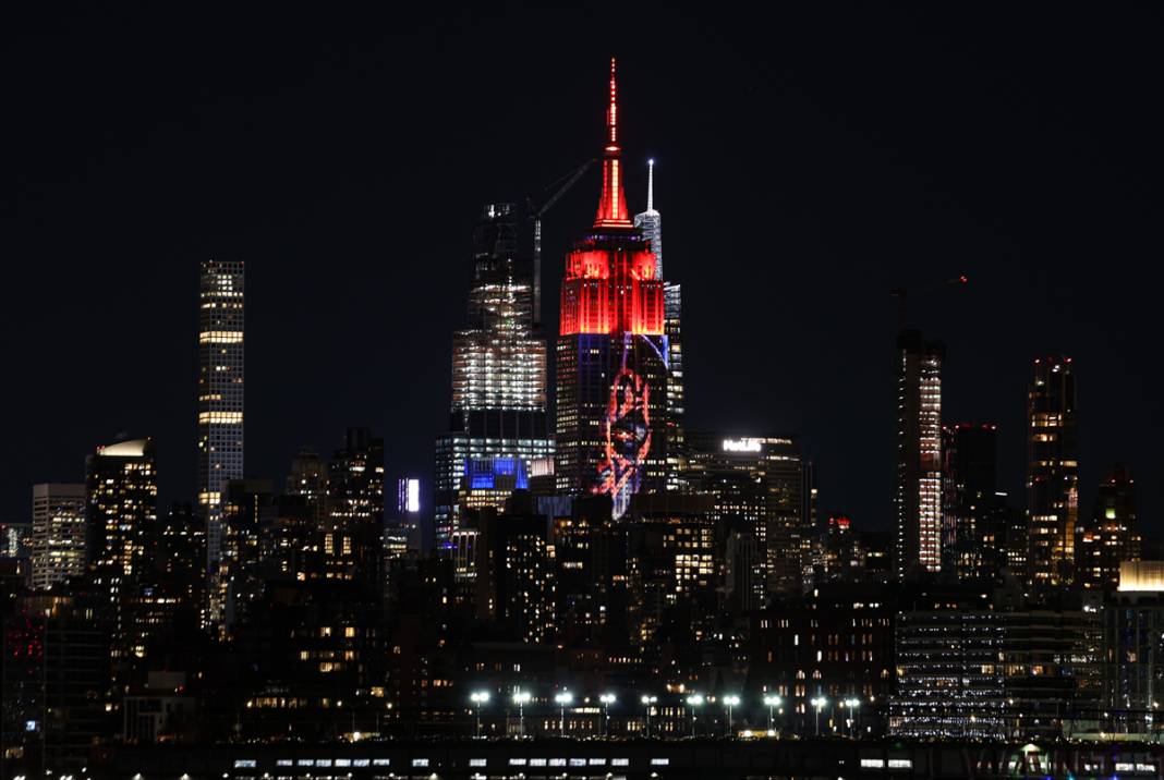 Star Wars karakterleri Empire State binasına yansıtıldı 12