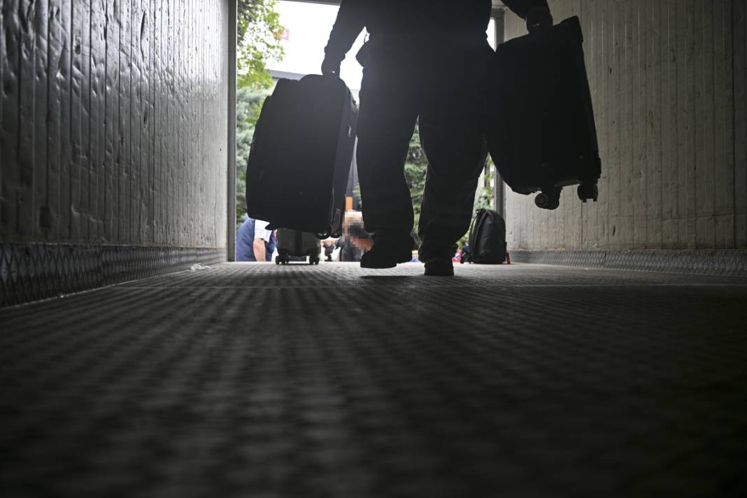 YKS için 'kapalı matbaa dönemi' başladı: 40 gün dış dünyadan izole yaşayacaklar 1