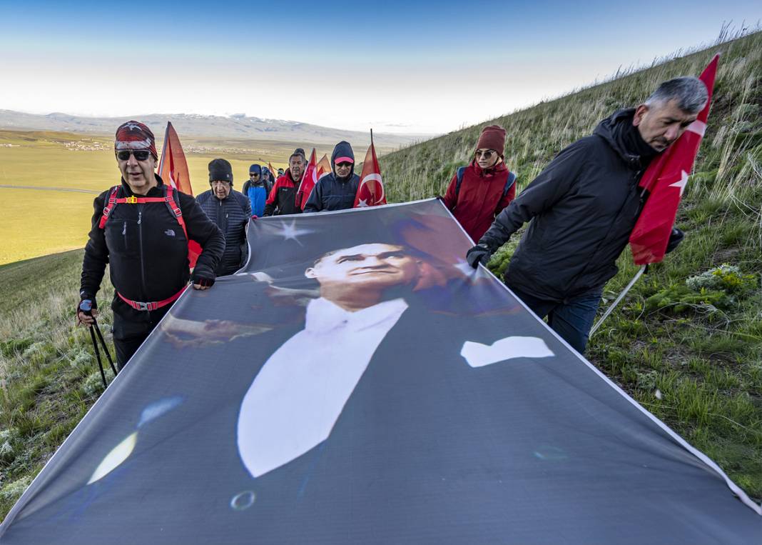 Yahni Dağı'nın zirvesinde 19 Mayıs coşkusu! 4