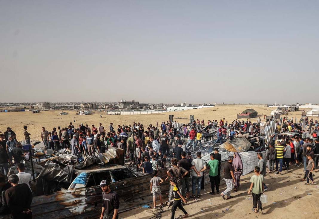 Refah'taki bombalı saldırıda onlarca kişi ölmüştü: Felaketin boyutu gün ağarınca ortaya çıktı 12