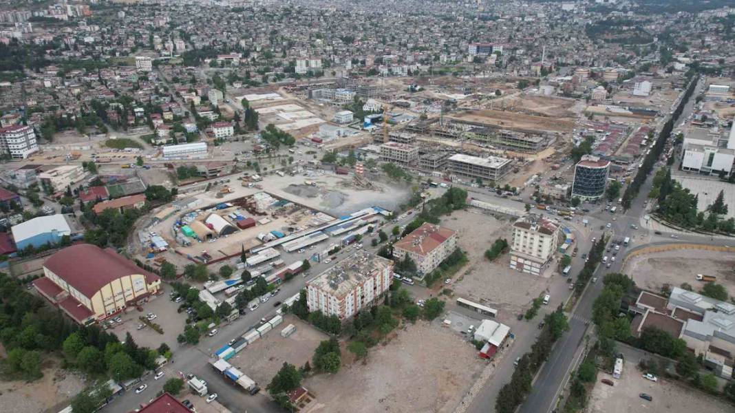 Kahramanmaraş 15 ay sonra görüntülendi! Enkaz hâlâ kalkmadı 6