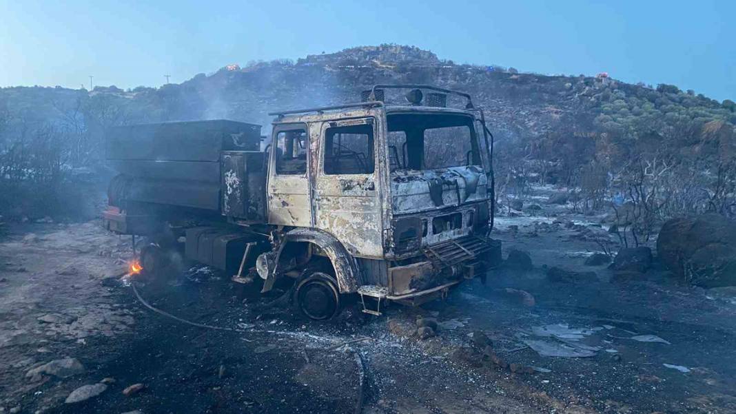 7 bin yıllık Assos Antik Kenti küle döndü: 43 futbol sahası büyüklüğünde alan yandı 8