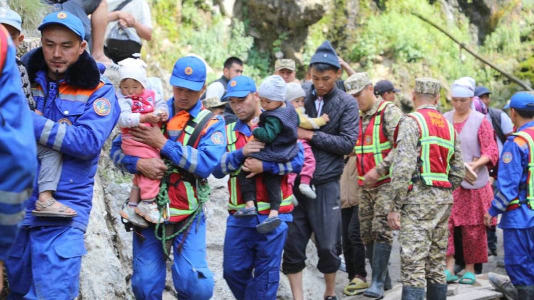 Kırgızistan'da sel felaketi: 12 kişi hayatını kaybetti 2