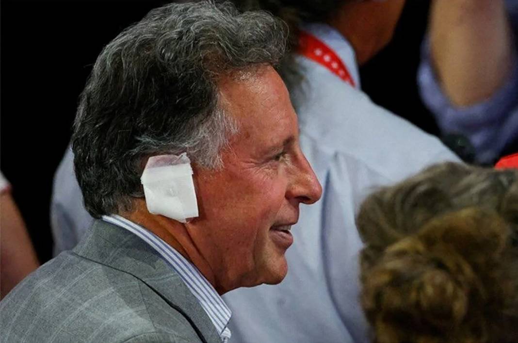 Trump destekçilerinden bandaj akımı 8