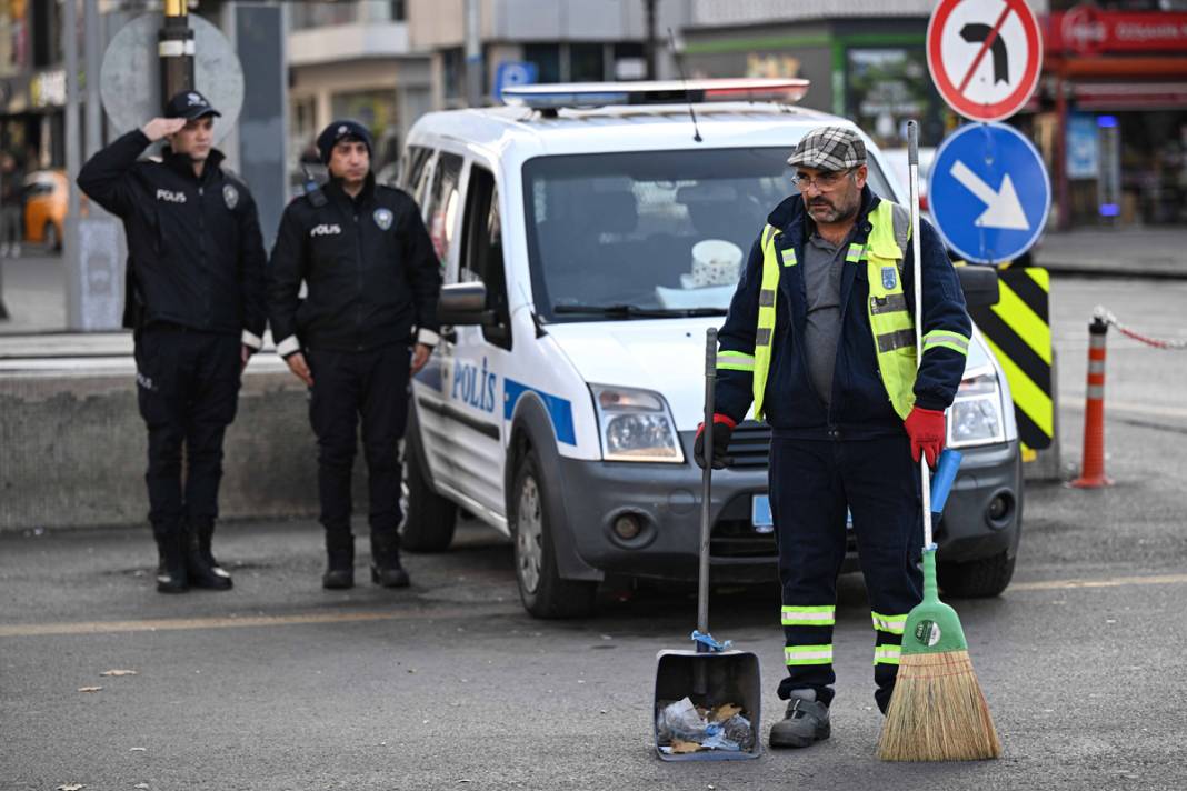 86 yıllık özlem... Saat 9'u 5 geçe hayat durdu 47