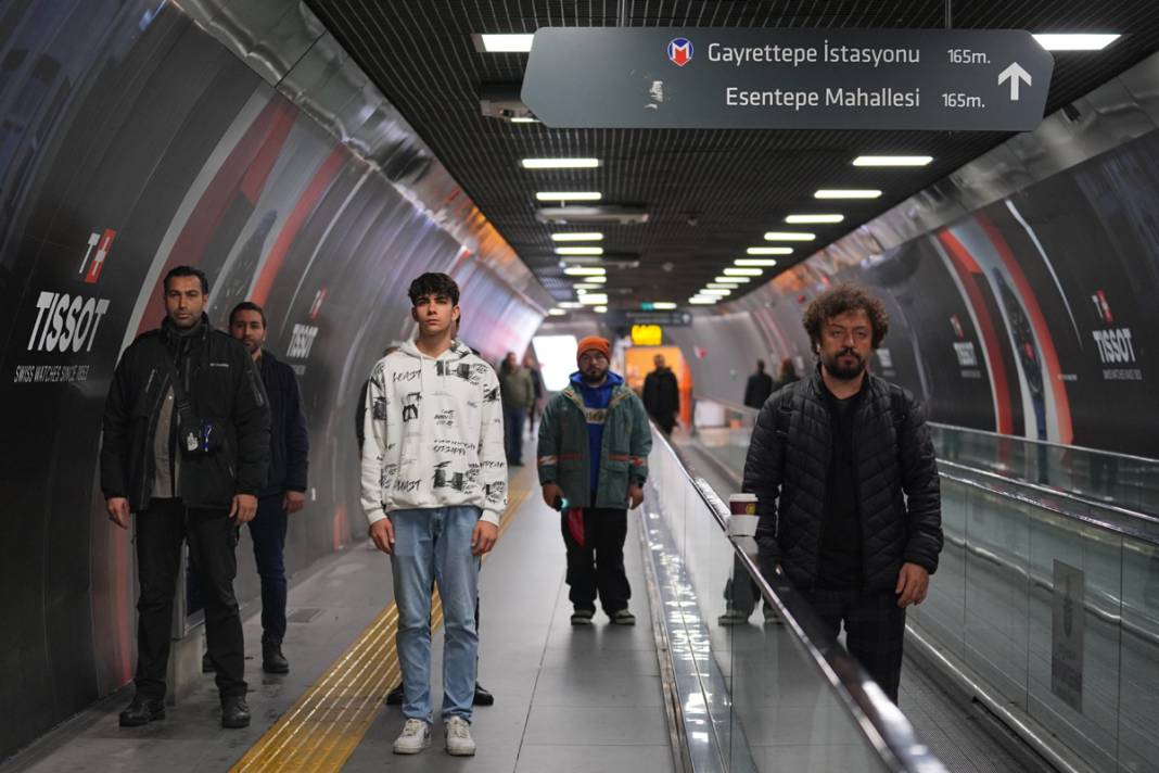 86 yıllık özlem... Saat 9'u 5 geçe hayat durdu 3