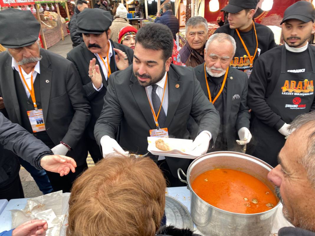 Ankara’da 'Adana lezzetleri': 106 metrelik kebap 3 dakikada bitti 2