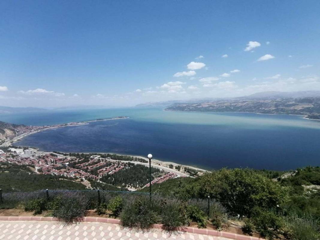 Eğirdir Gölü alarm veriyor: Beyşehir Gölü'nün üçte ikisi kadar su kaybetti 6
