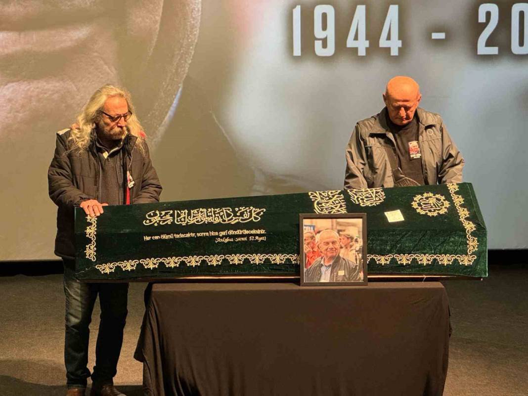 Yönetmen Şerif Gören için Atlas Sineması'nda tören 2