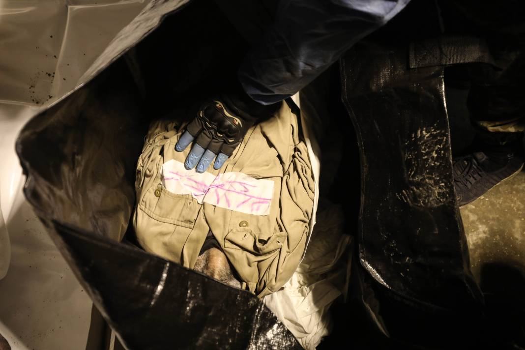 Esad'ın ölüm zindanında işkence ile katledilenlerin cesetleri dehşete düşürdü: Vahşetin böylesini dünya görmedi 12