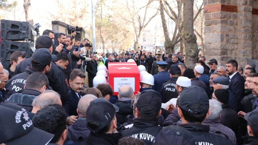 Şehit Tuğgeneral Baydilli, Kayseri'de son yolculuğuna uğurlandı 5