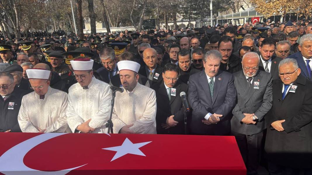 Şehit Tuğgeneral Baydilli, Kayseri'de son yolculuğuna uğurlandı 1