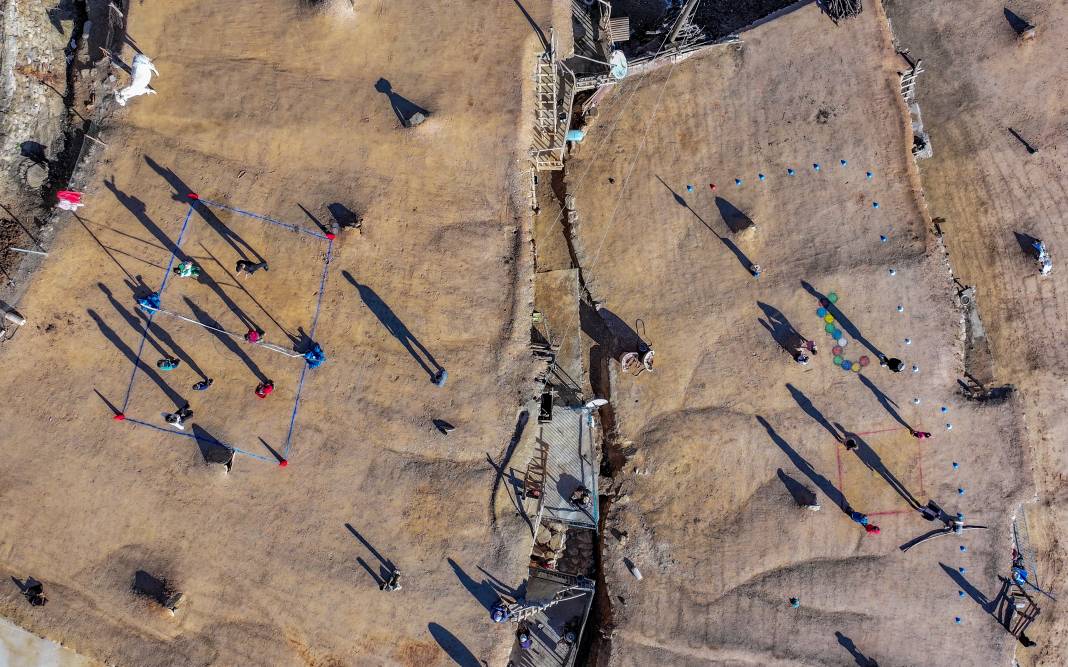 Diyarbakır'ın toprak damlı evleri çocuklar için oyun alanına dönüştü 2