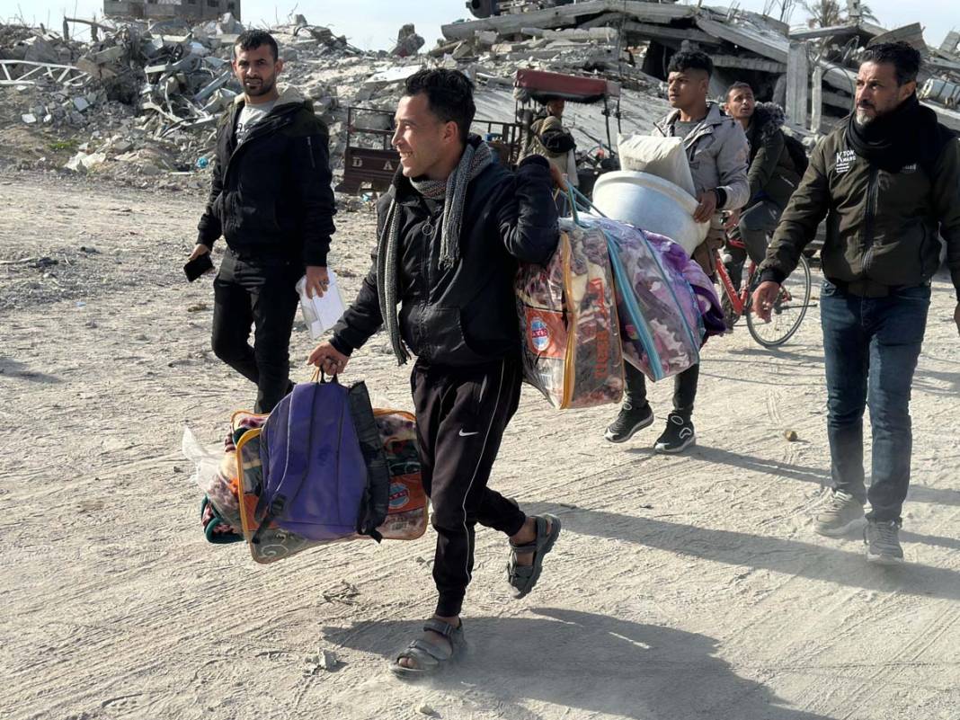 Ateşkesin ardından Filistinliler evlerine dönüyor 8