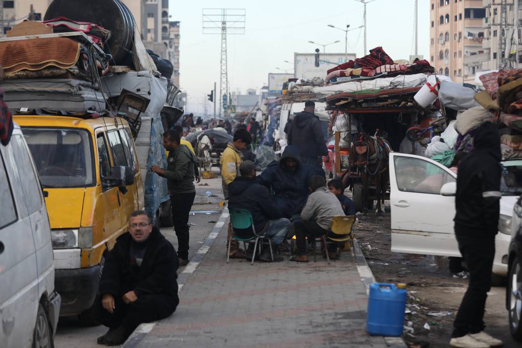 Gazzeliler kuzeye dönmek için bekliyor 24