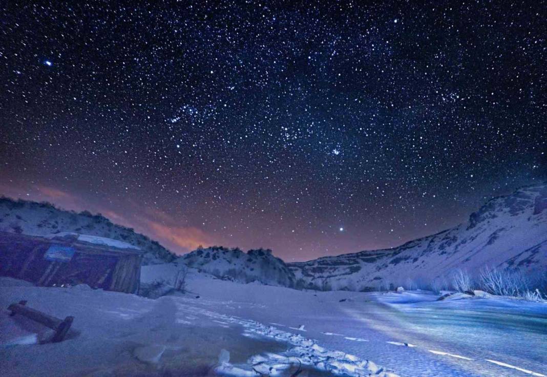 Bitlis'te kar ve yıldızların uyumu hayran bıraktı 2