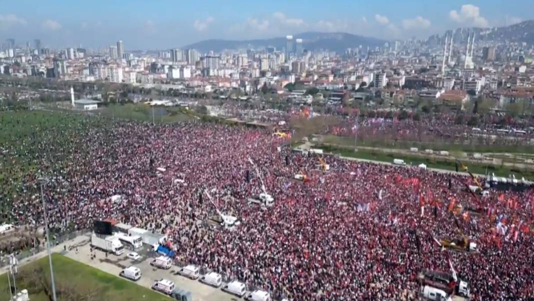 Maltepe mitinginden ilk kareler: Yüz binler alana sığmadı 1