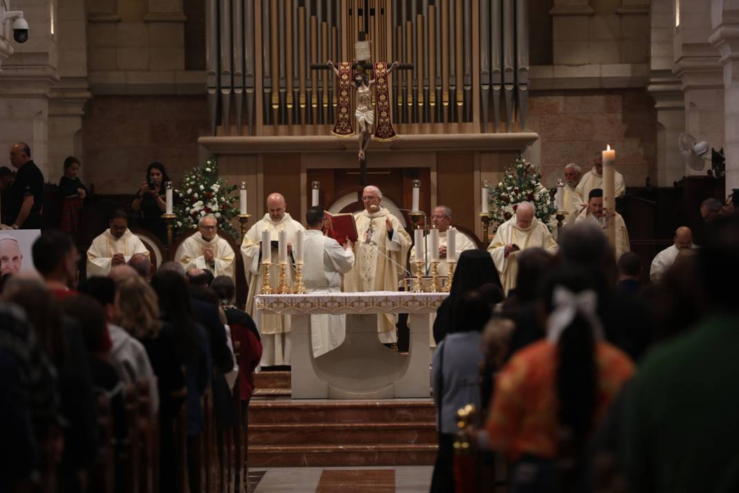 Aziz Petrus Meydanı’nda tarihi tören: Katolik dünyasından Papa Franciscus’a veda 25