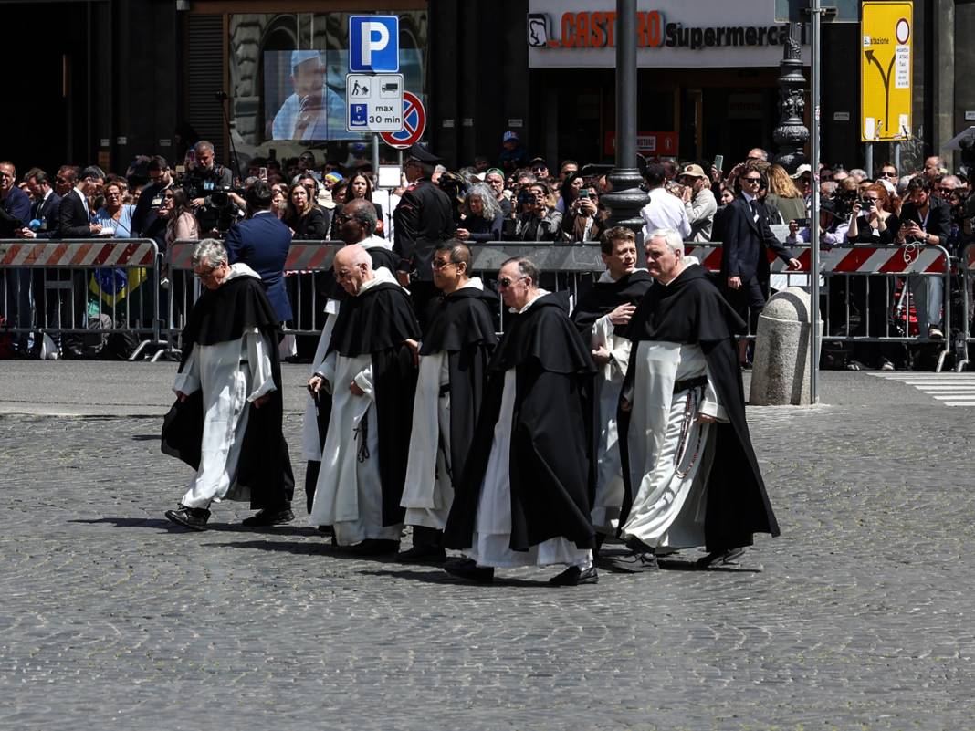 Aziz Petrus Meydanı’nda tarihi tören: Katolik dünyasından Papa Franciscus’a veda 13