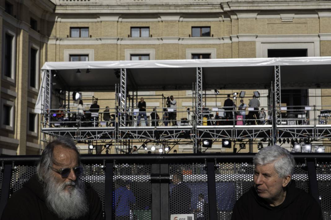 Aziz Petrus Meydanı’nda tarihi tören: Katolik dünyasından Papa Franciscus’a veda 4