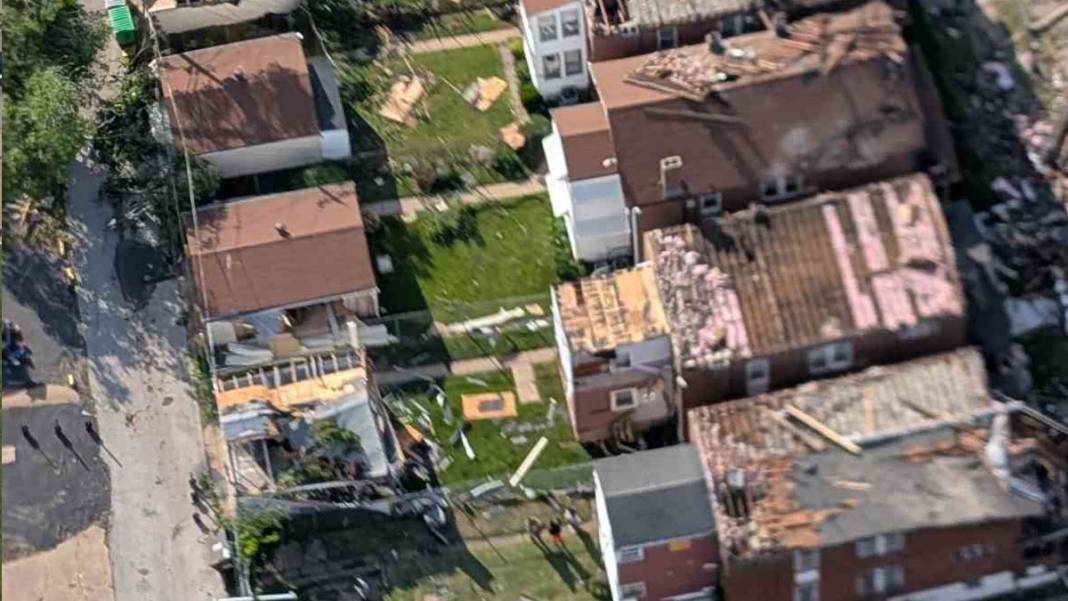 ABD'yi vuran fırtına ve hortumlarda can kaybı 23'e yükseldi 4