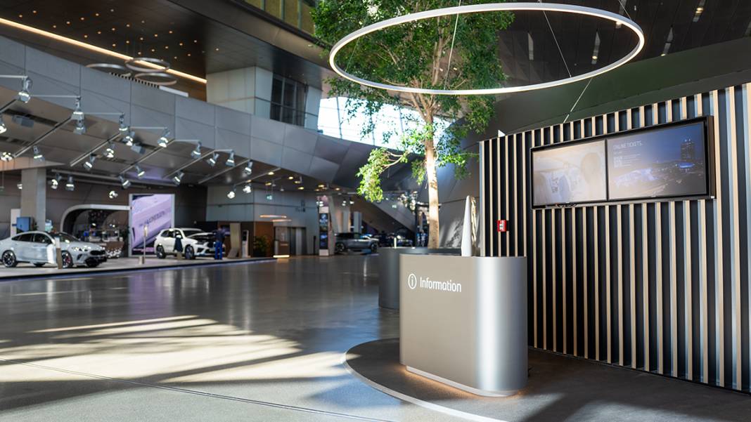 BMW'nin büyüleyici deneyim merkezini keşfetmeye hazır mısınız? 1