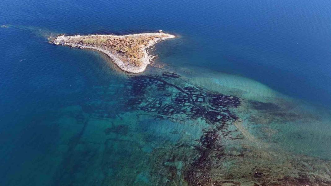 Van Gölü Havzası'nda kuraklık tehdidi: Kuruyan göllerin altından çıkanlar şaşırttı 9